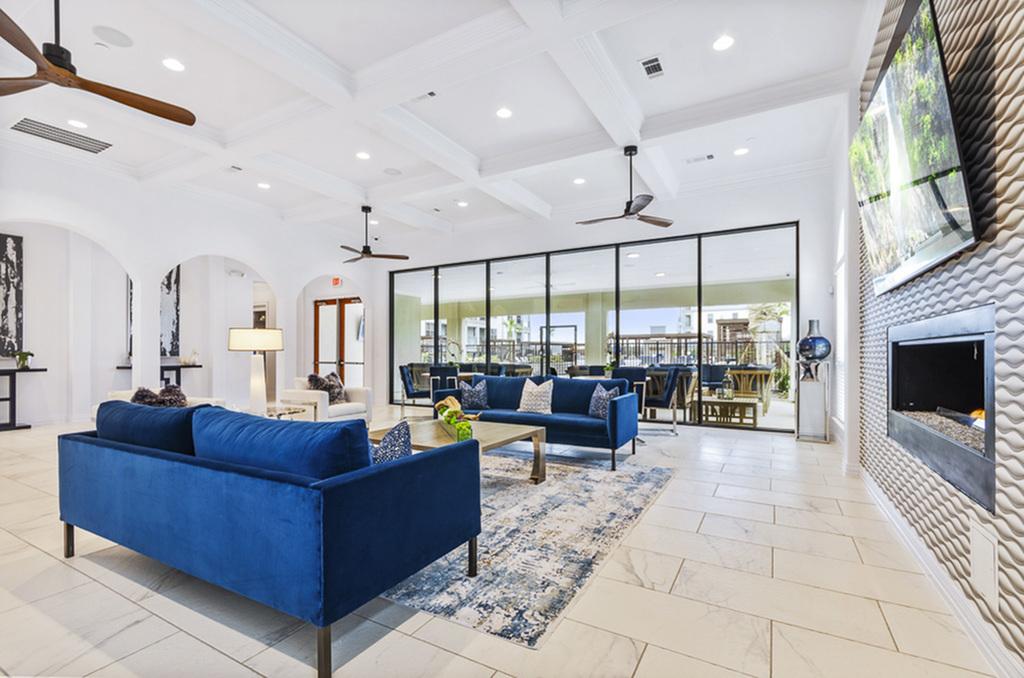 Apartments For Rent In Rowlett TX The Mansions at Bayside