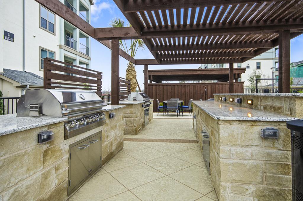 Apartments For Rent In Rowlett TX The Mansions at Bayside