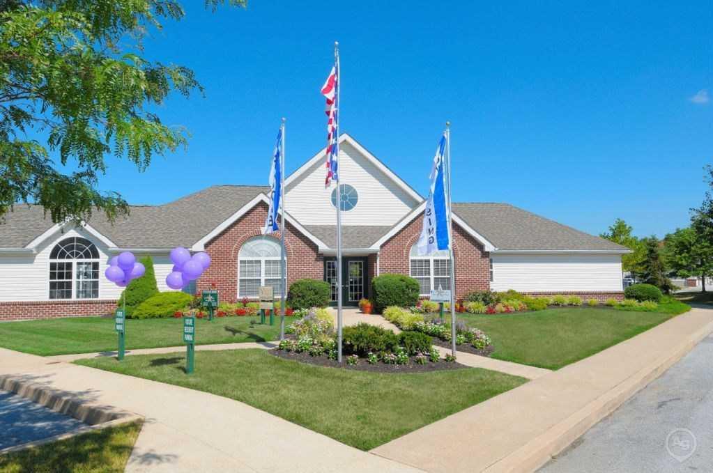 View Photos Valley Stream Village Townhomes