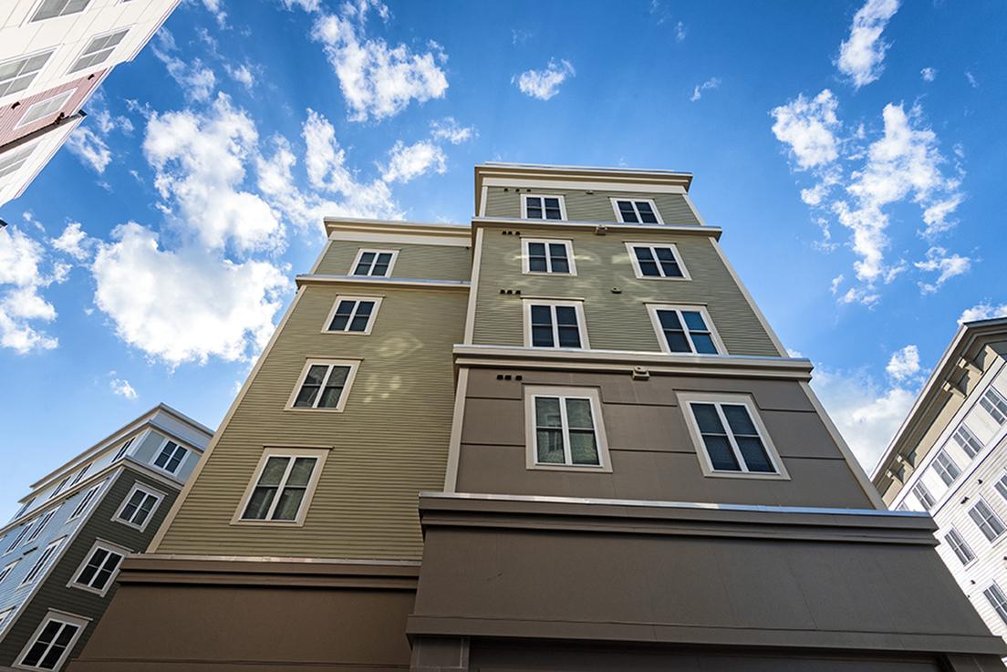 View Photos & Take A Virtual Tour The Oaks on The Square