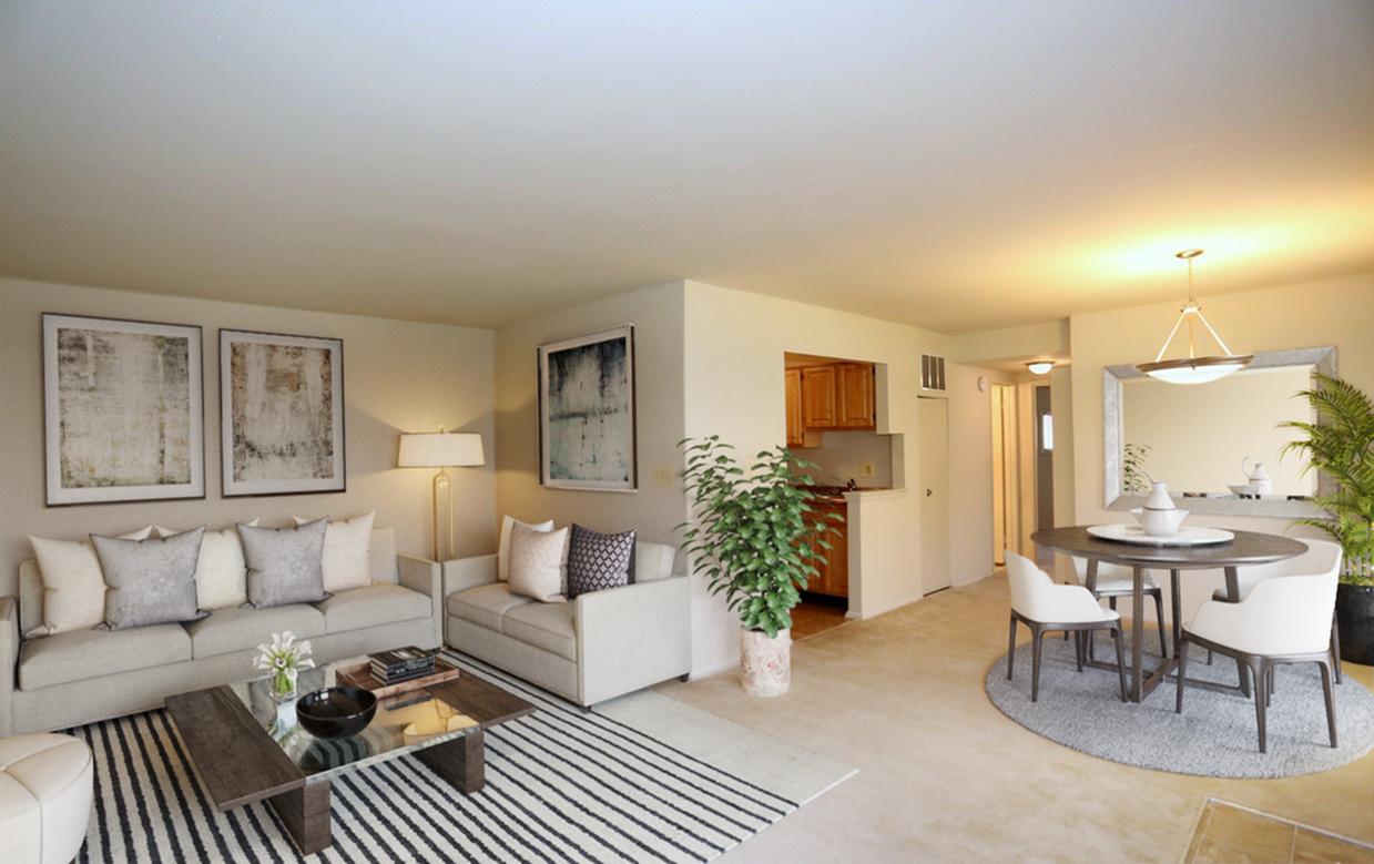 View Photos Windsor Forest Apartments