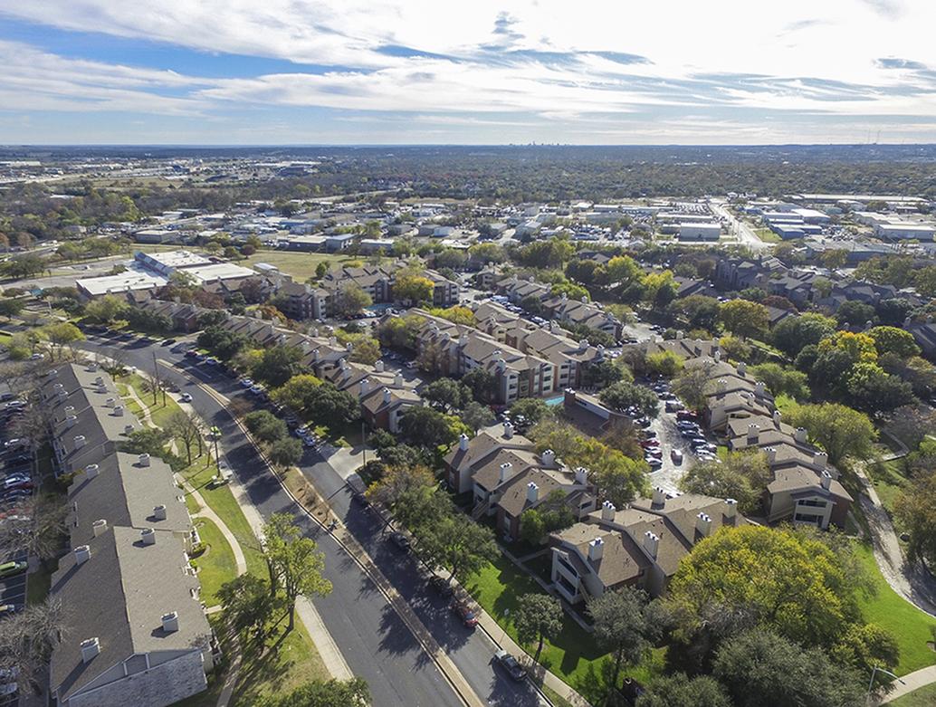 View Photos Churchill Crossing Apartments