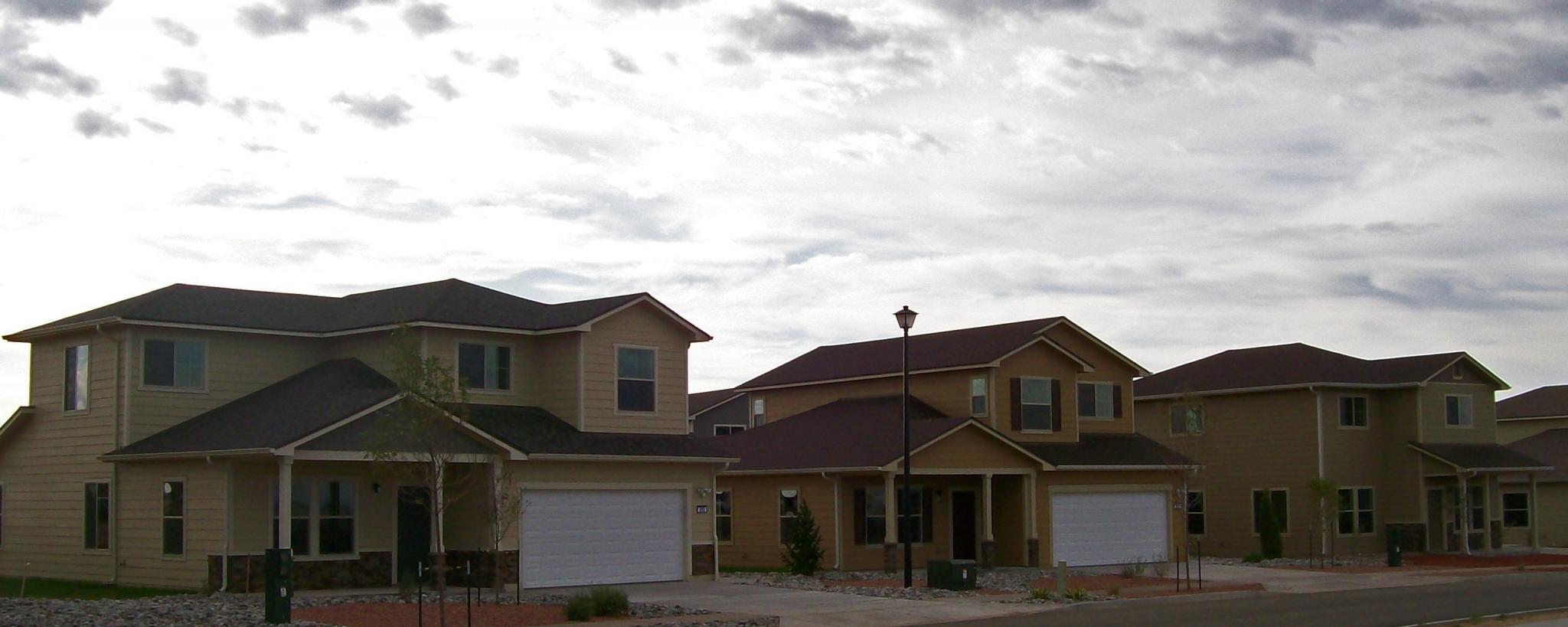 House photos and tours at Schriever SFB