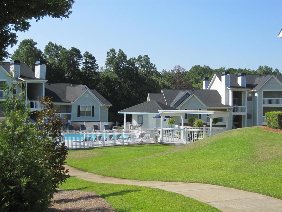 View Photos Shadow Creek Apartments