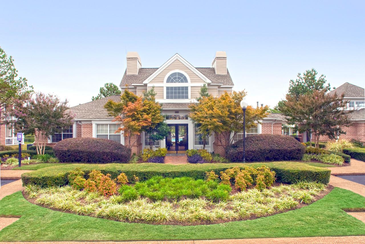 View Photos & Take A Virtual Tour Dogwood Creek