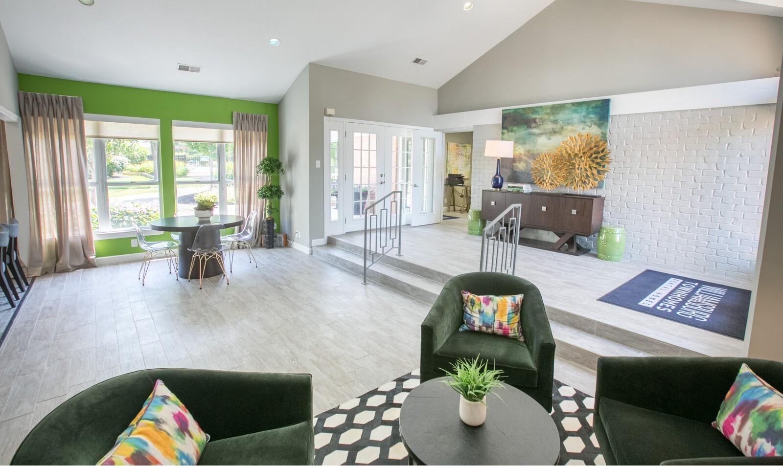 Photos of Williamsburg Townhomes Apartments Rentals in Sagamore Hills OH