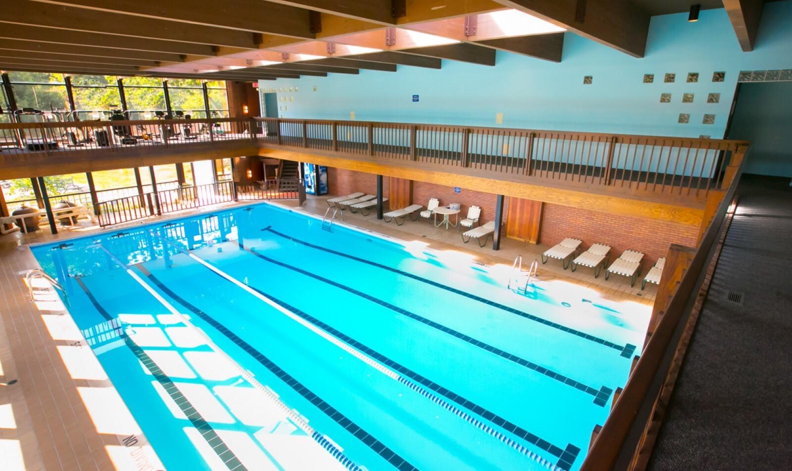 Photos of Williamsburg Townhomes Apartments Rentals in Sagamore Hills OH