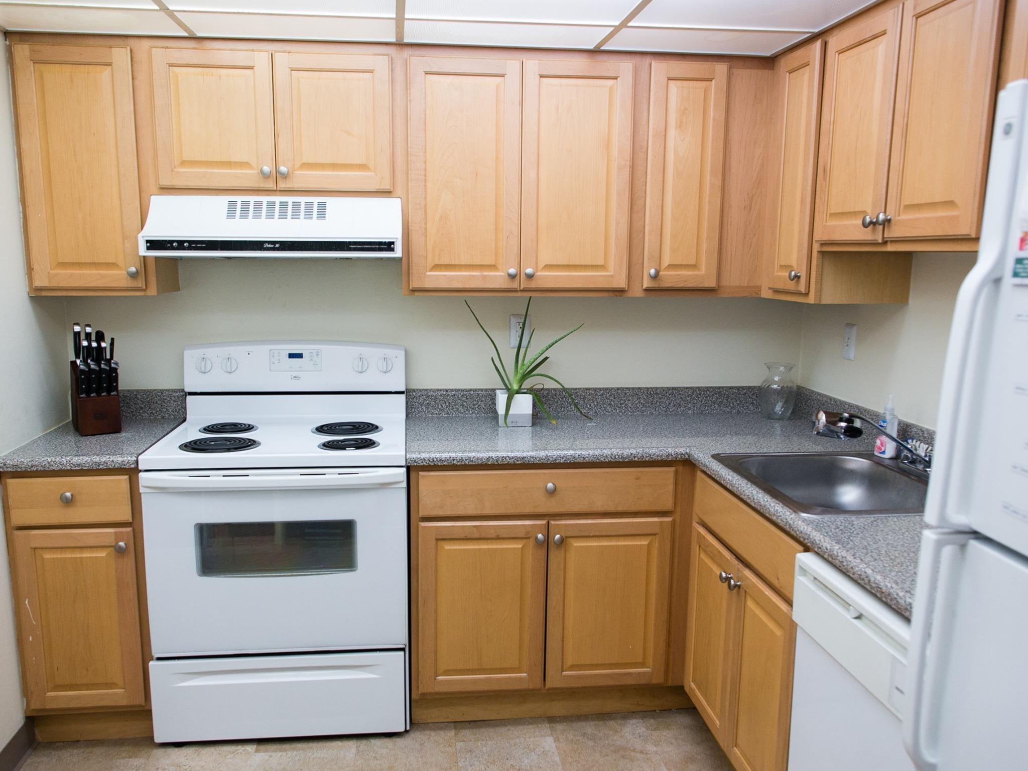 View Photos & Take A Virtual Tour | Camelot Apartments