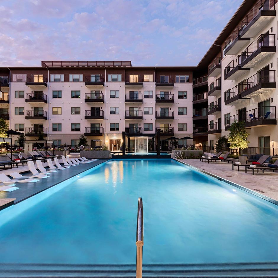 Evoke Apartments In Plano, TX
